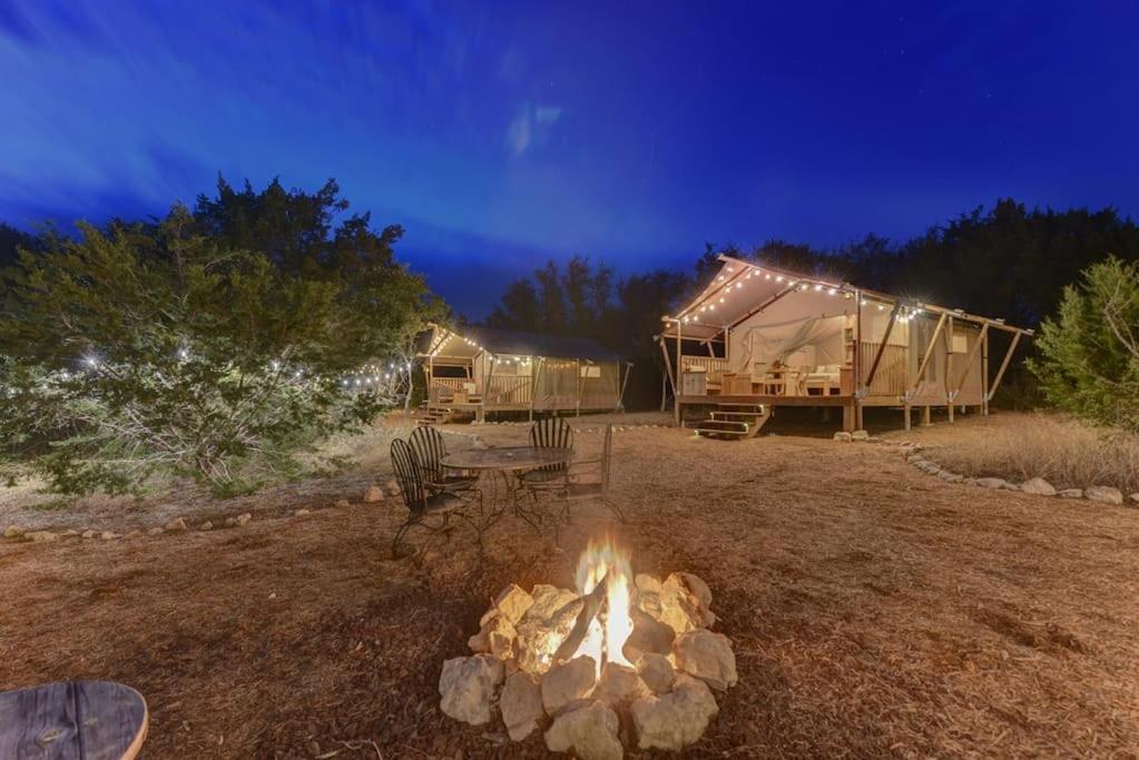 12 Fires Luxury Glamping With Heating #3 Hotel Johnson City Exterior photo